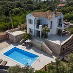 Вилла Villa Sveti Jakov Sveti Jakov