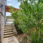 Villa Sveti Jakov Вилла