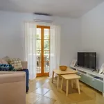 Villa Sveti Jakov * Sveti Jakov