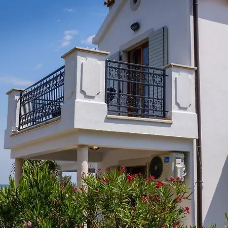 Villa Sveti Jakov * Sveti Jakov