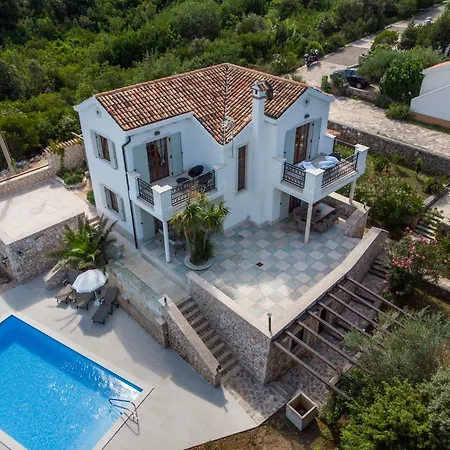 Villa Sveti Jakov ヴィラ