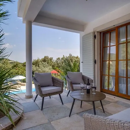 Вилла Villa Sveti Jakov *