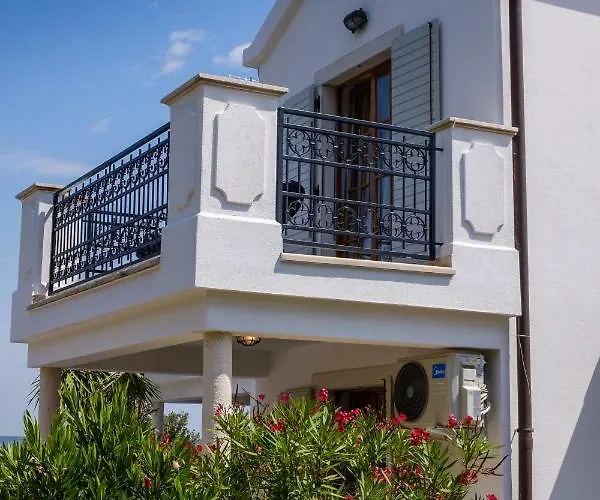 Villa Sveti Jakov * Sveti Jakov