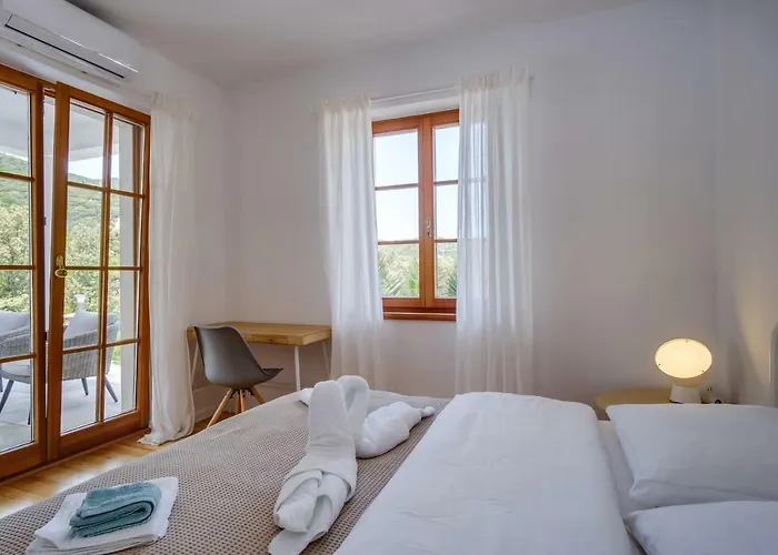 Villa Sveti Jakov *