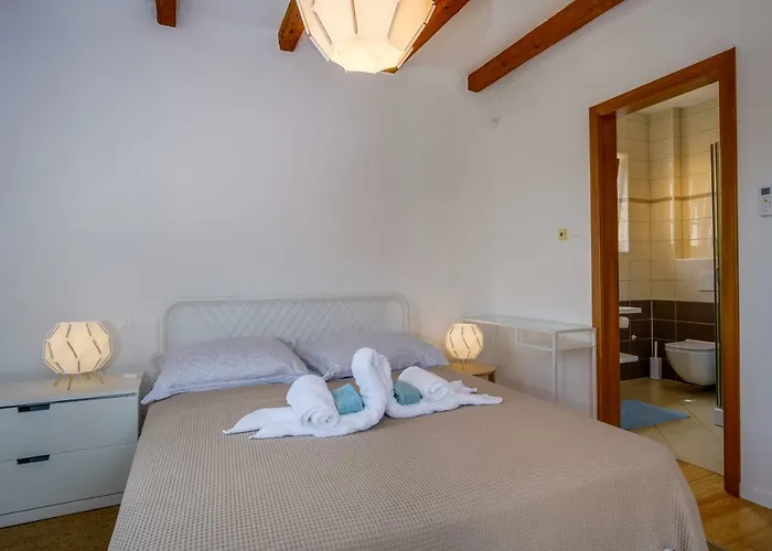 Villa Sveti Jakov Villa Sveti Jakov